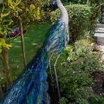 Highgate House 4*